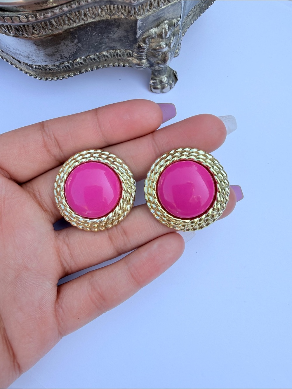Vintage 1980s hot pink enamel button clip-on earrings.